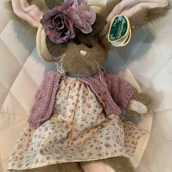 Bearington Collection Vintage Bunnies - Picture 1 of 3